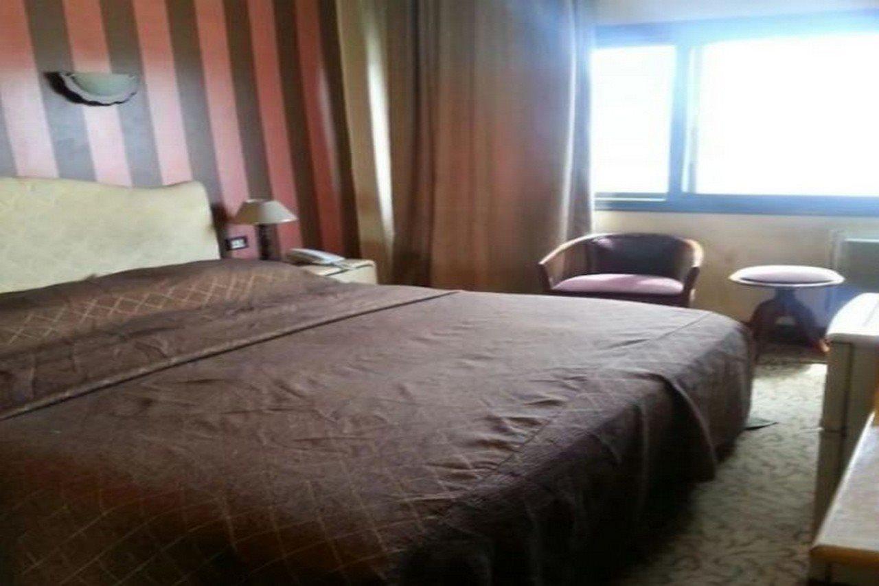 Oasis Hotel Heliopolis Káhira Exteriér fotografie